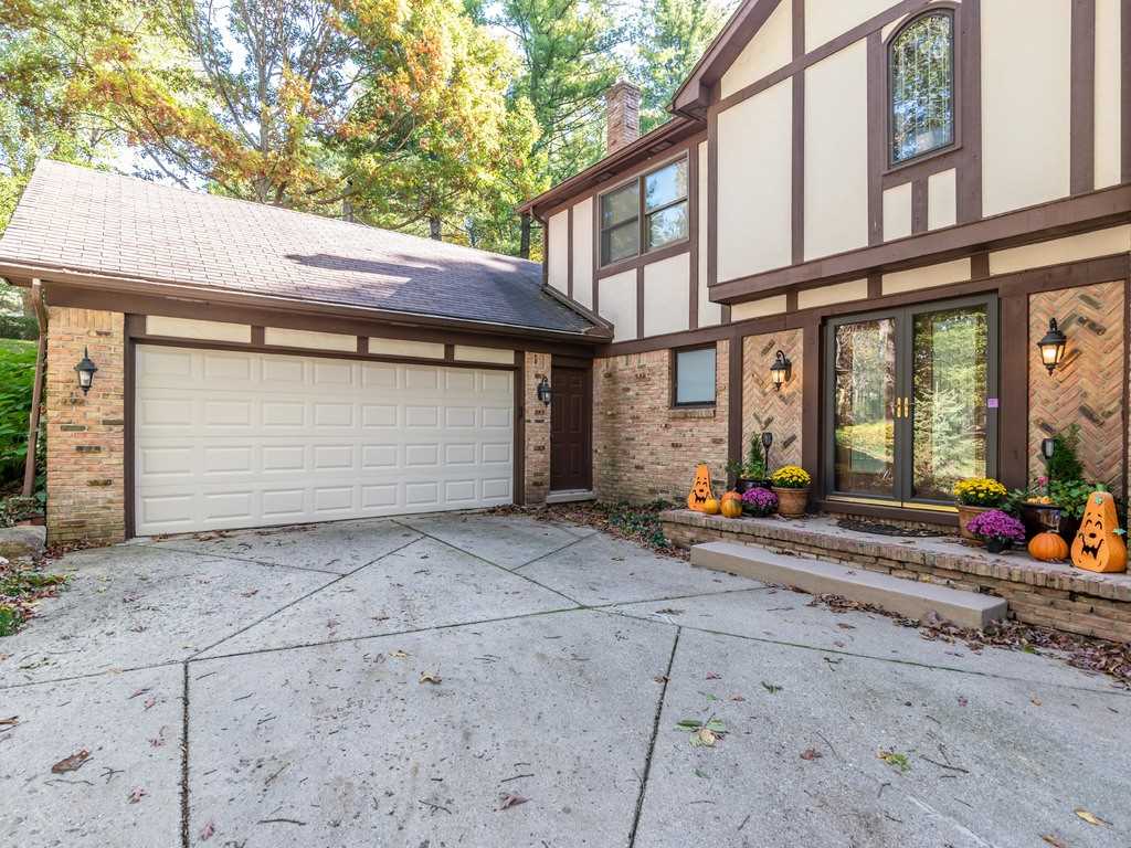 671 Birch Tree Court Rochester Hills, MI 48306 - Photo 2 of 65