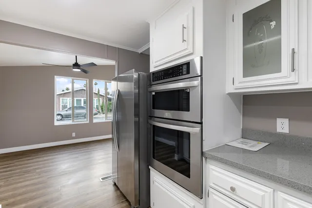 a view of a house with porch