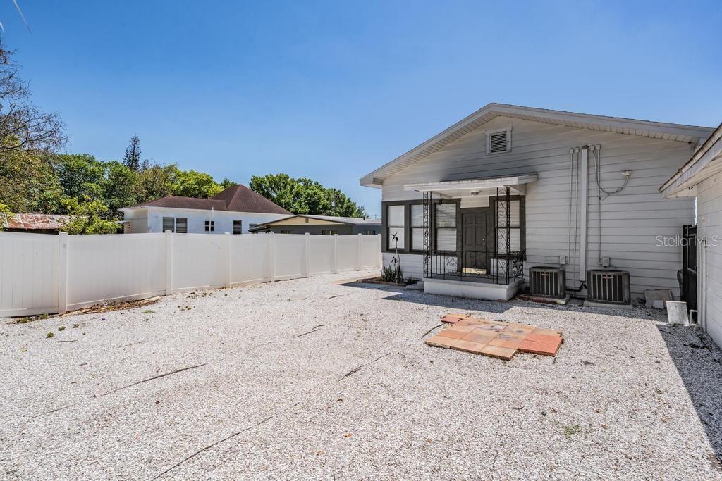 2319 West Aileen Street, Unit B Tampa, FL 33607 - Photo 5 of 19 an outdoor view with patio