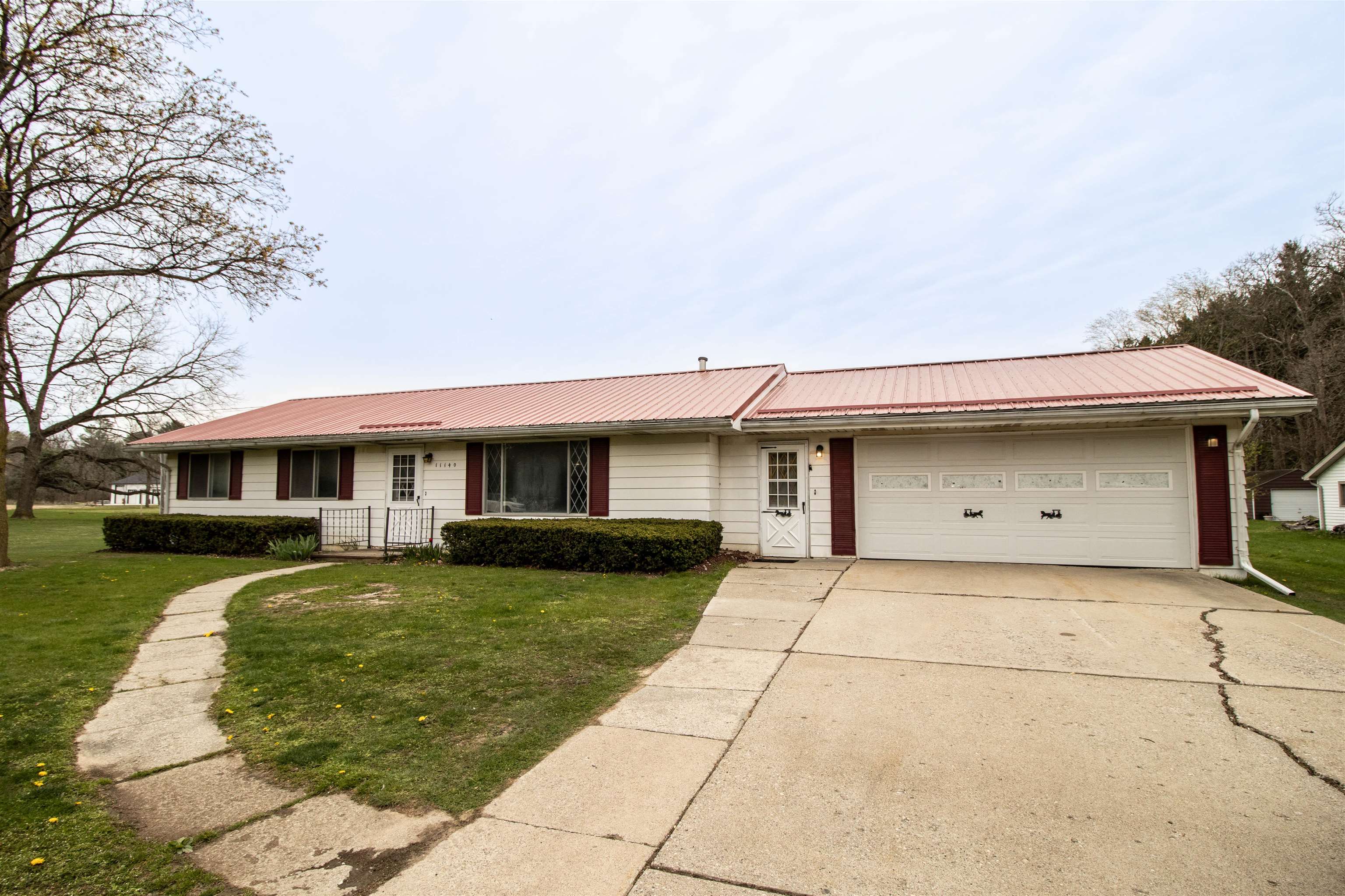 11140 Clio Road Clio, MI 48420 - Photo 32 of 33 50139780-b8f3a4aa-00ec-4a00-882e-9556d5b47e99.JPG