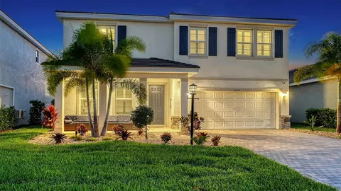 a front view of house with yard