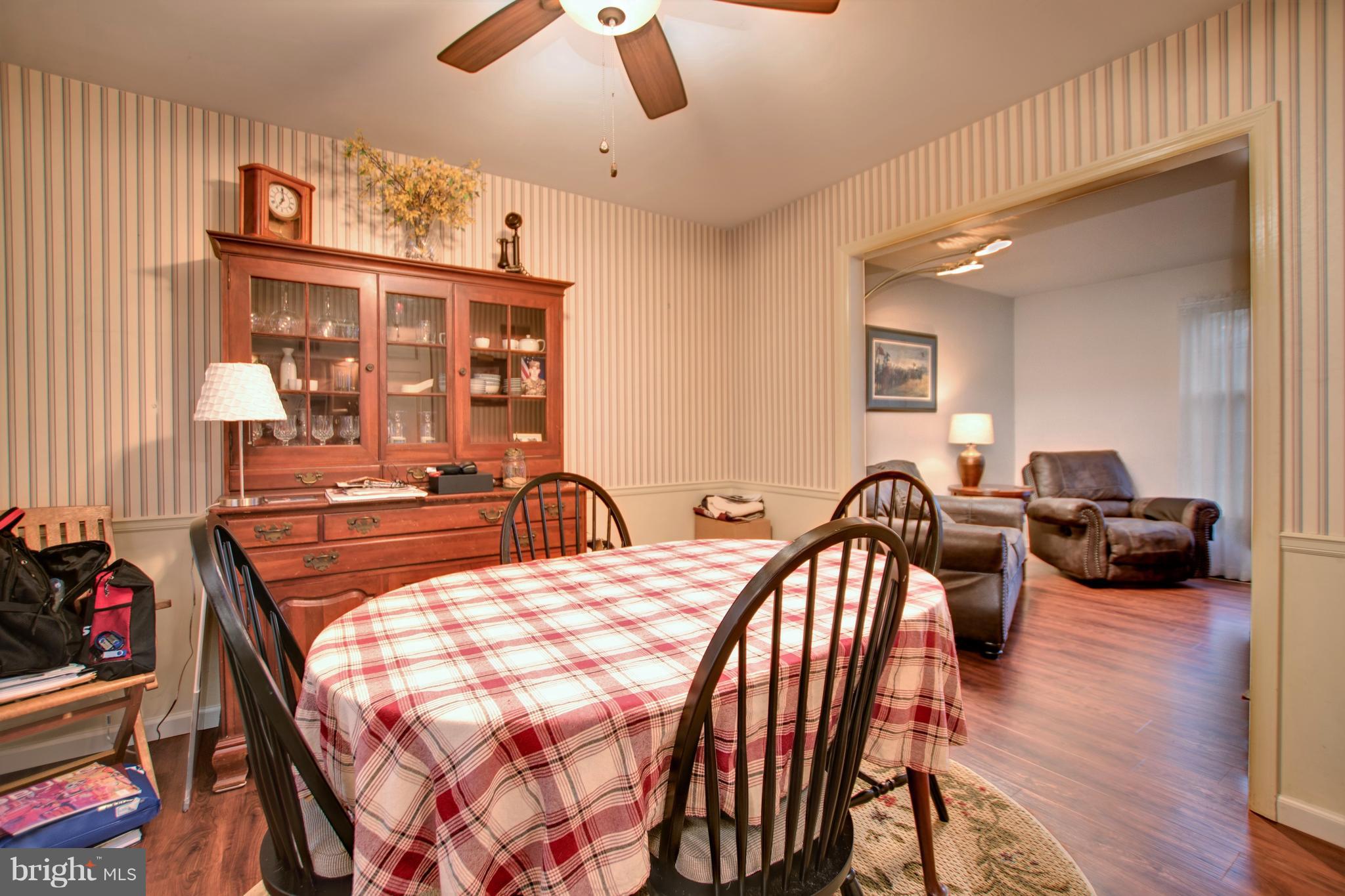 357 Oaklyn Road Lebanon, PA 17042 - Photo 8 of 27 dining room
