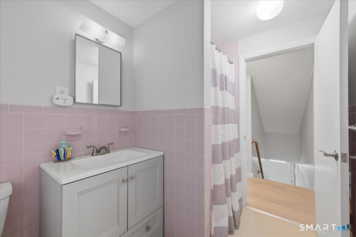 14 Seagull Road Old Saybrook, CT 06475 - Photo 36 of 39