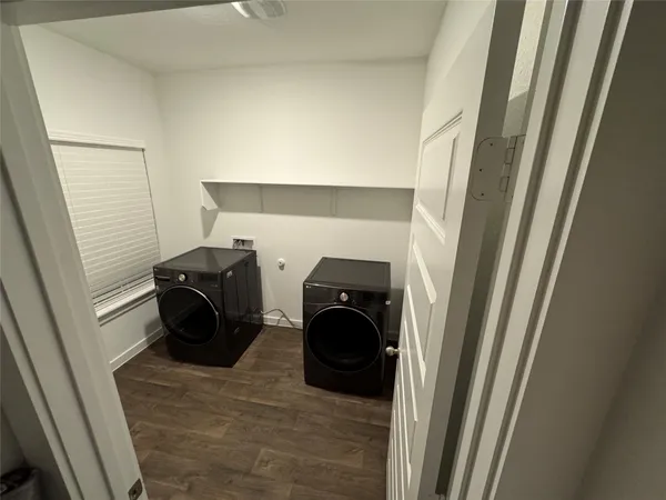 $2,600 | 204 James River Drive, Hutto, TX 78634