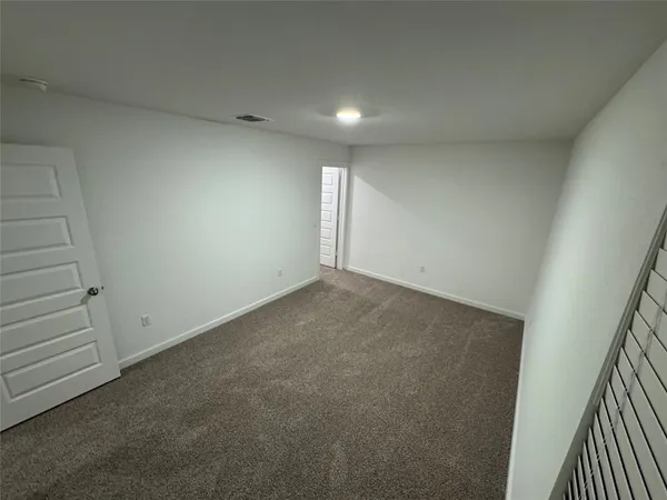 $2,600 | 204 James River Drive, Hutto, TX 78634