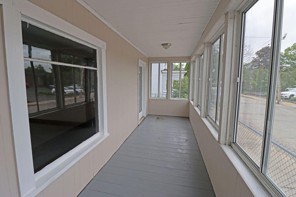 21 Butler Street Sanford, ME 04083 - Photo 10 of 35 IMG_3059