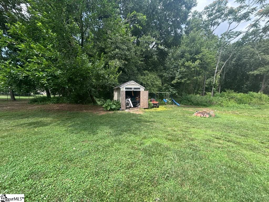 1405 Bishop Road Inman, SC 29349 - Photo 4 of 14