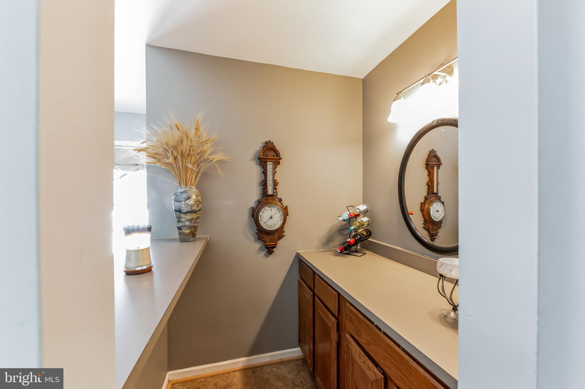 48 Danvers Circle Newark, DE 19702 - Photo 18 of 40 Bar area