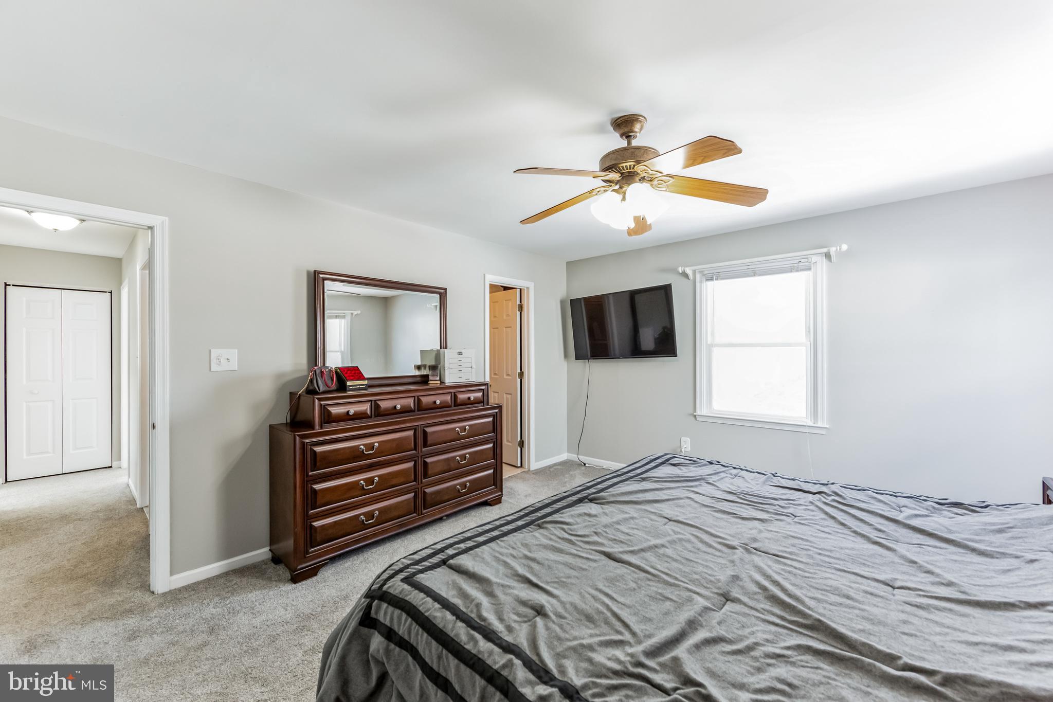 48 Danvers Circle Newark, DE 19702 - Photo 24 of 40 Primary Bedroom