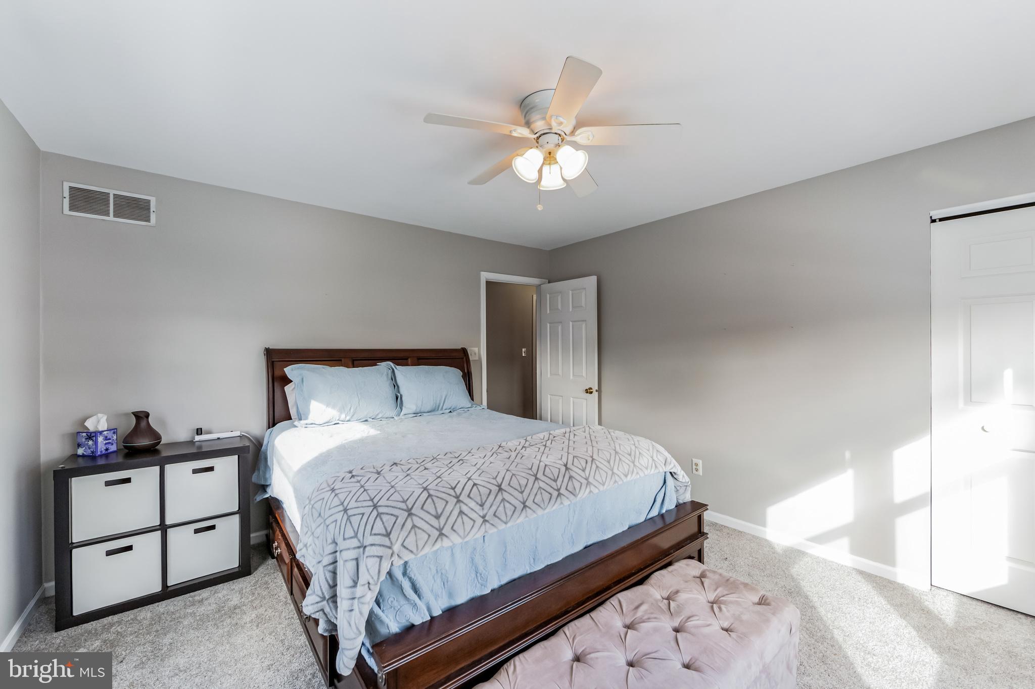 48 Danvers Circle Newark, DE 19702 - Photo 27 of 40 Bedroom 2