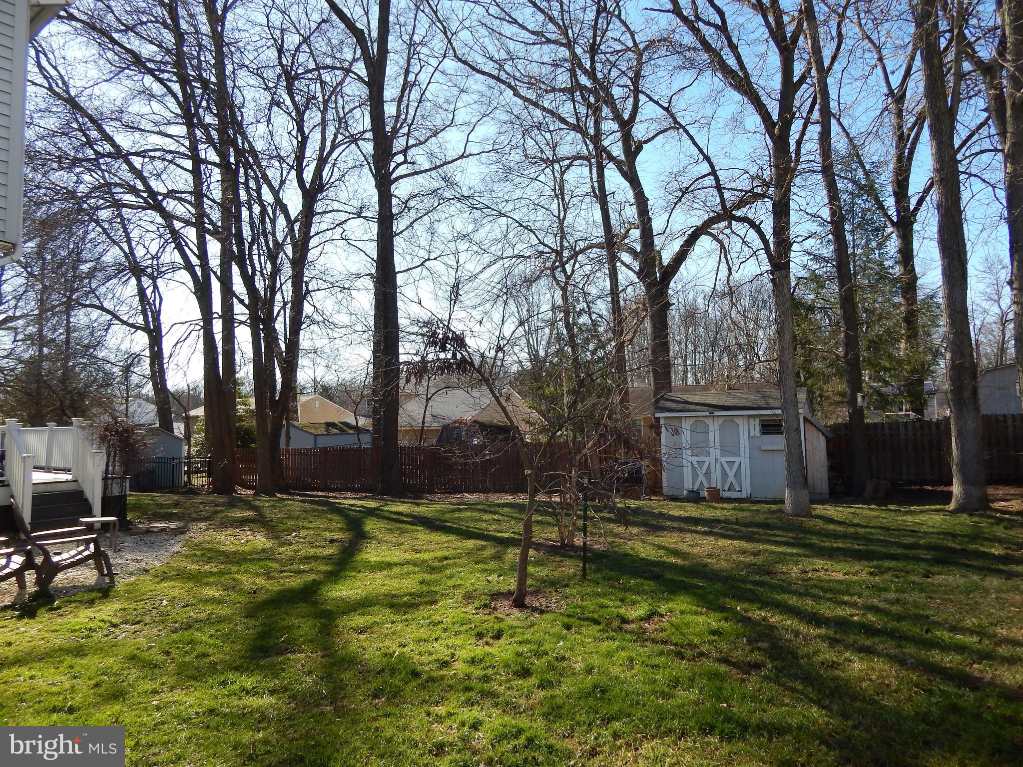 48 Danvers Circle Newark, DE 19702 - Photo 35 of 40 Fenced in back yard