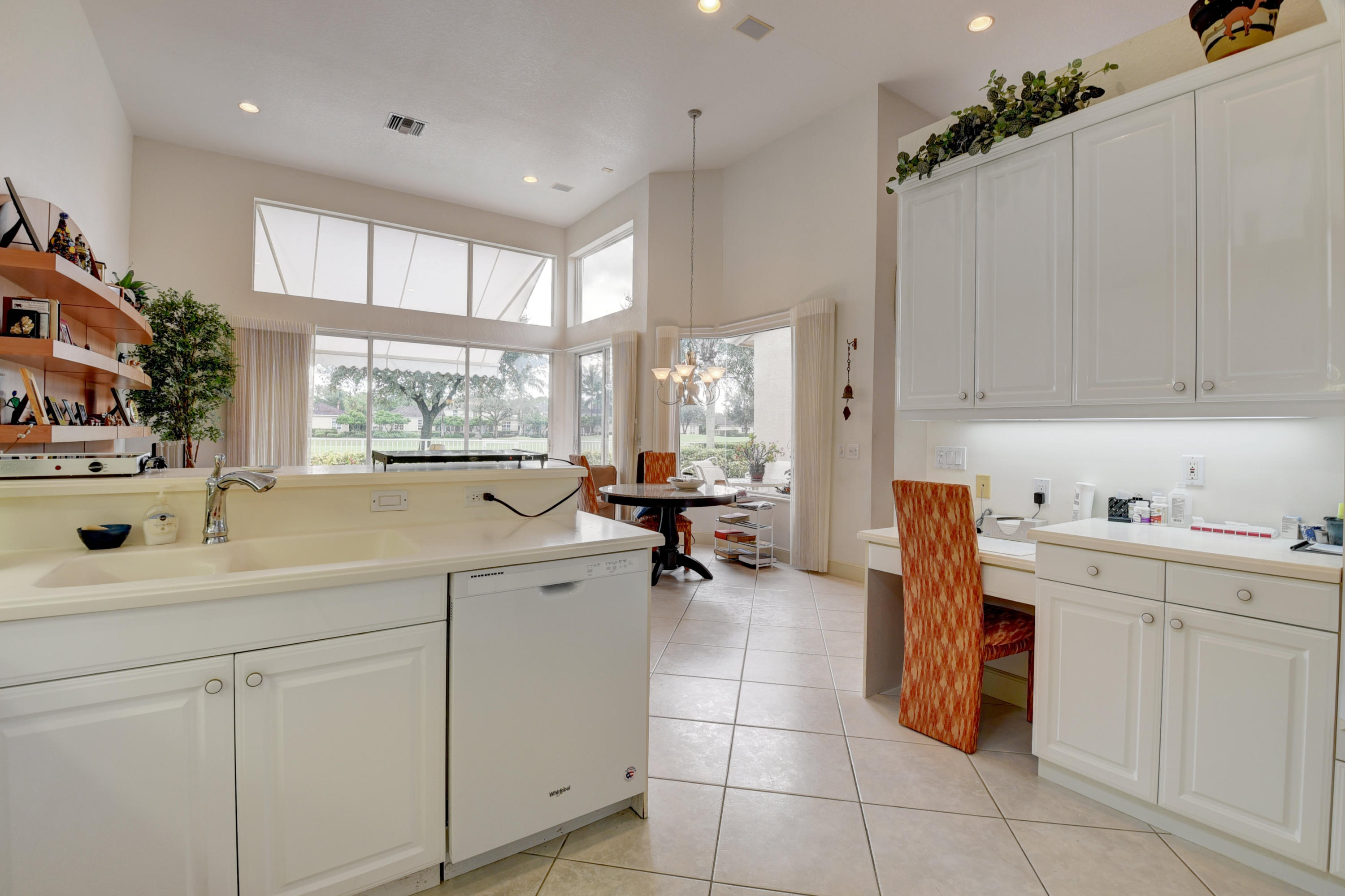 4096 Briarcliff Circle Boca Raton, FL 33496 - Photo 10 of 26 Kitchen - 2