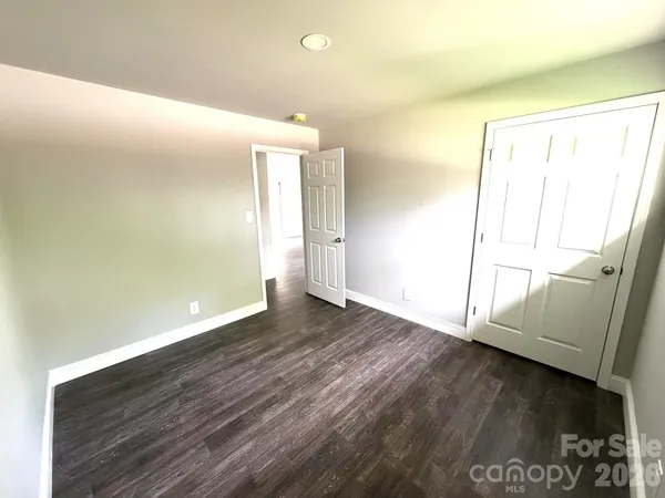 $345,000 | 1200 Weststone Drive, Charlotte, NC 28208