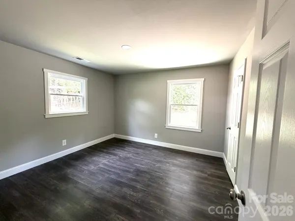 $345,000 | 1200 Weststone Drive, Charlotte, NC 28208