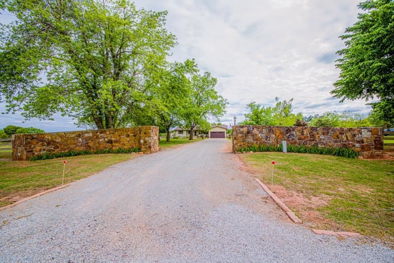 344111 East 920 Road Chandler, OK 74834 - Photo 3 of 28 Gallery Image 3