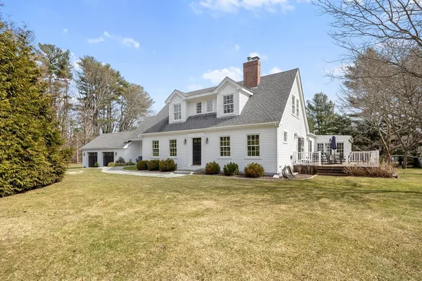 $2,795,000 | 7 Spring Lane, Hingham, MA 02043