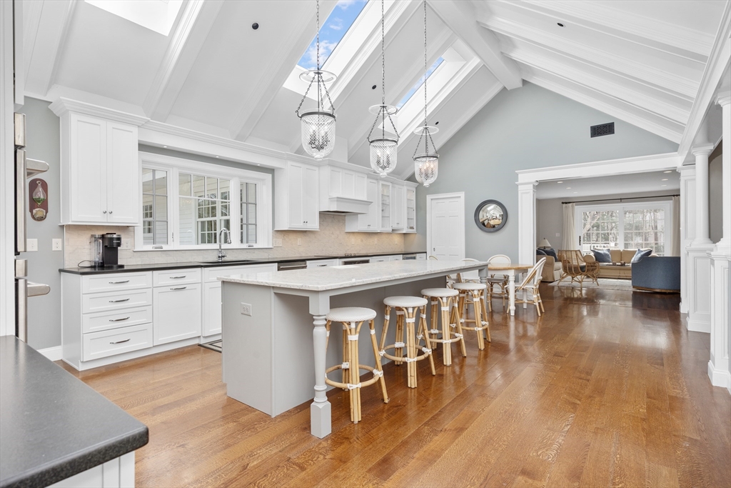 7 Spring Lane Hingham, MA 02043 - Photo 5 of 42