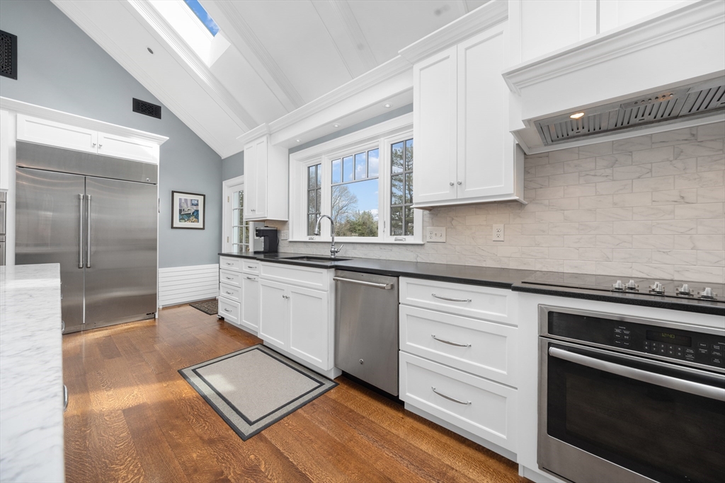 7 Spring Lane Hingham, MA 02043 - Photo 6 of 42