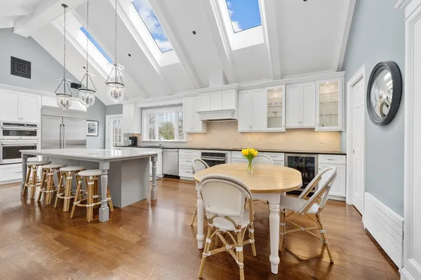 $2,795,000 | 7 Spring Lane, Hingham, MA 02043