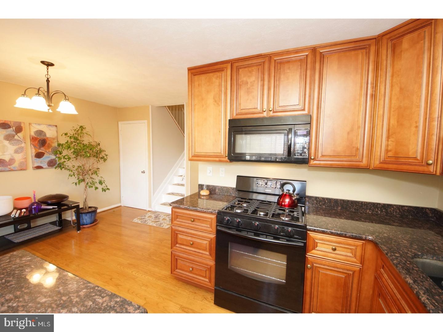 125 Probasco Road Hightstown, NJ 08520 - Photo 6 of 23 Kitchen