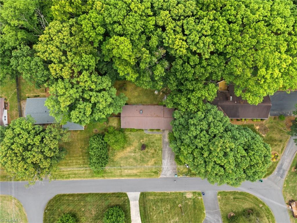 306 Spring Street King, NC 27021 - Photo 3 of 43