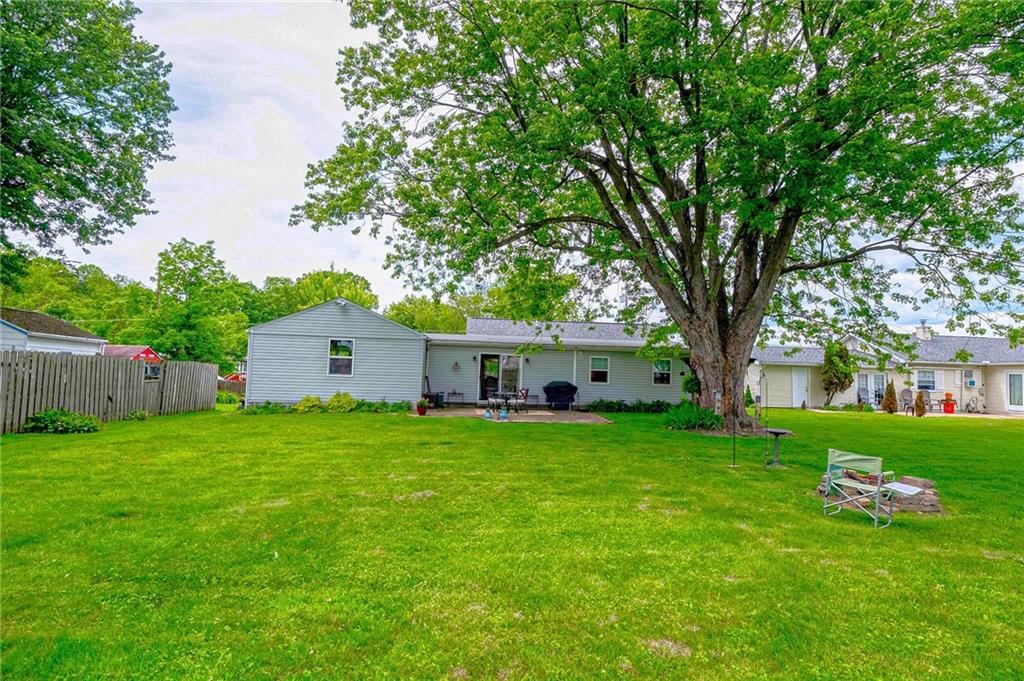 321 Hart Street Houston, PA 15342 - Photo 5 of 28