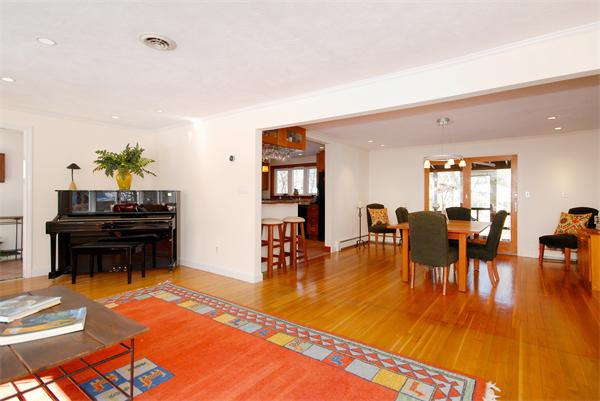 7 Paddock Lane Lexington, MA 02421 - Photo 4 of 11