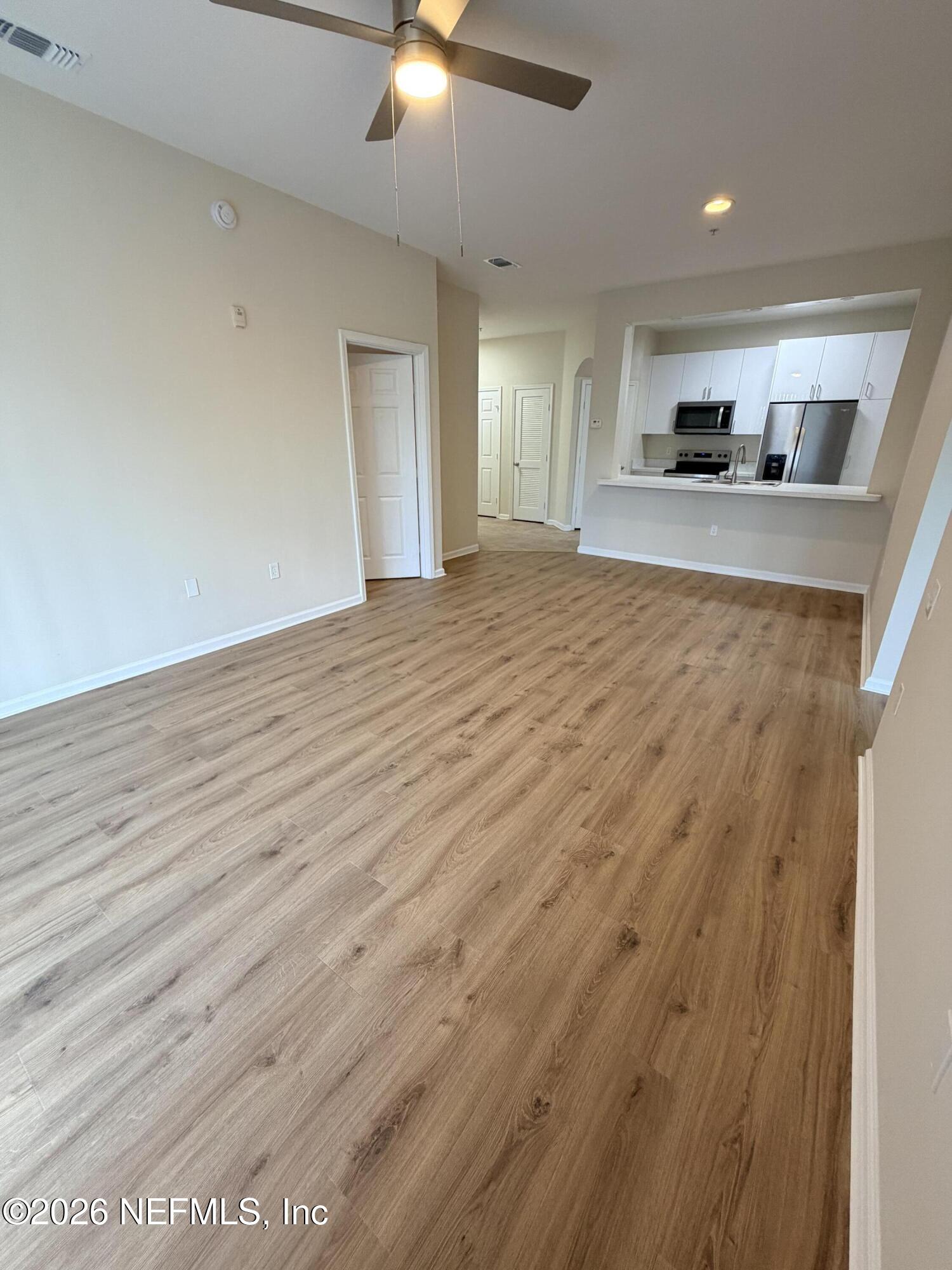 7990 Baymeadows Road East, Unit 1111 Jacksonville, FL 32256 - Photo 7 of 25 IMG_6202