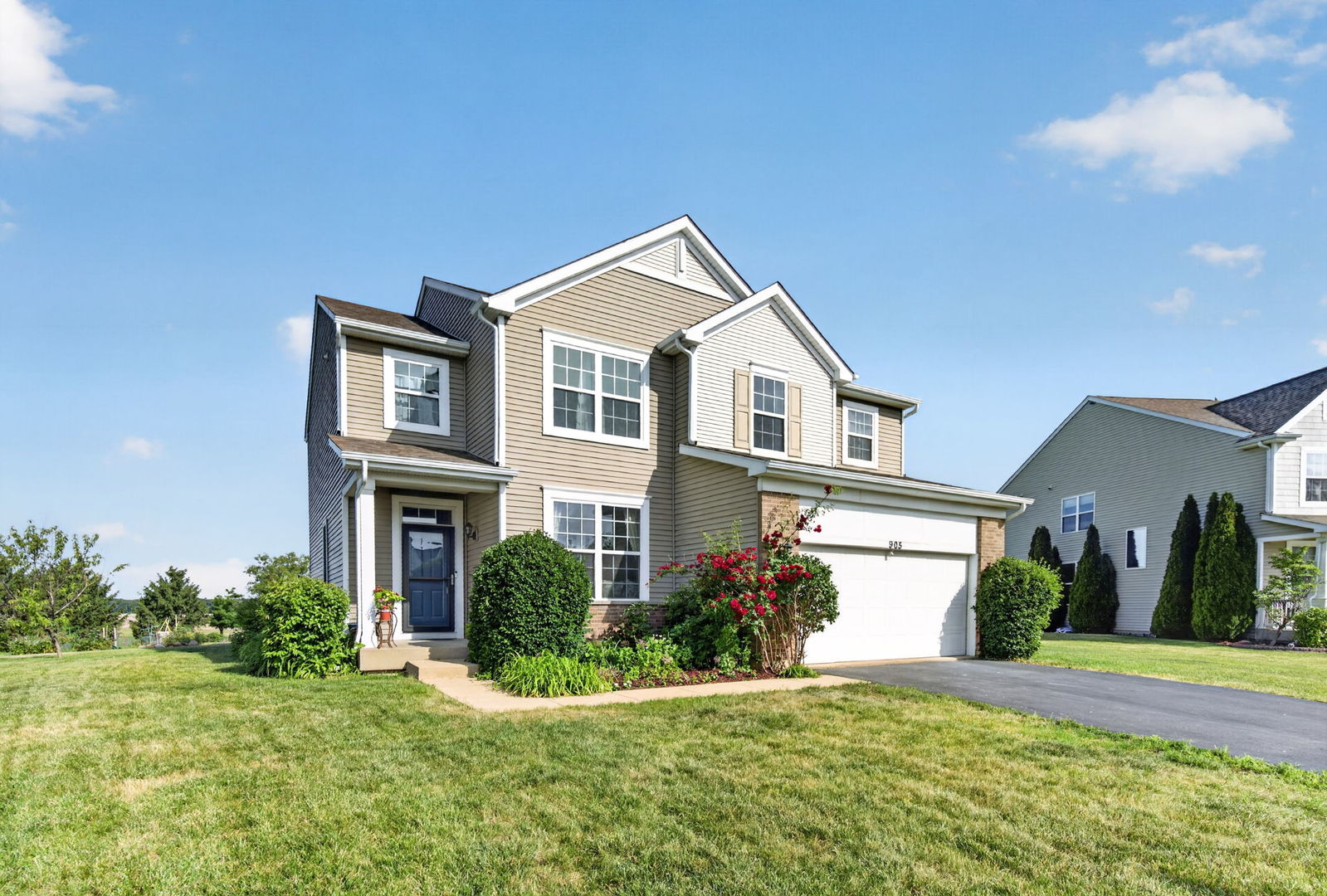 905 Avalon Way Minooka, IL 60447 - Photo 2 of 51
