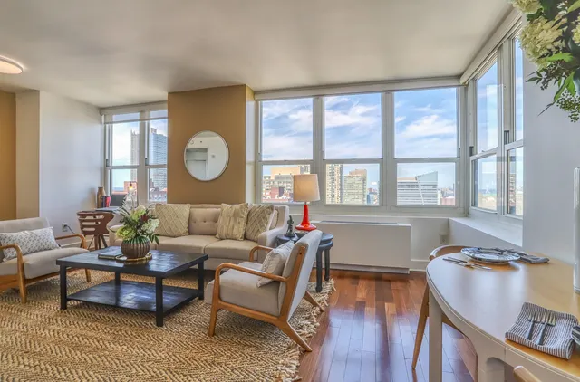 $789,888 | 88 Morgan Street, Unit 3902, Jersey City, NJ 07302