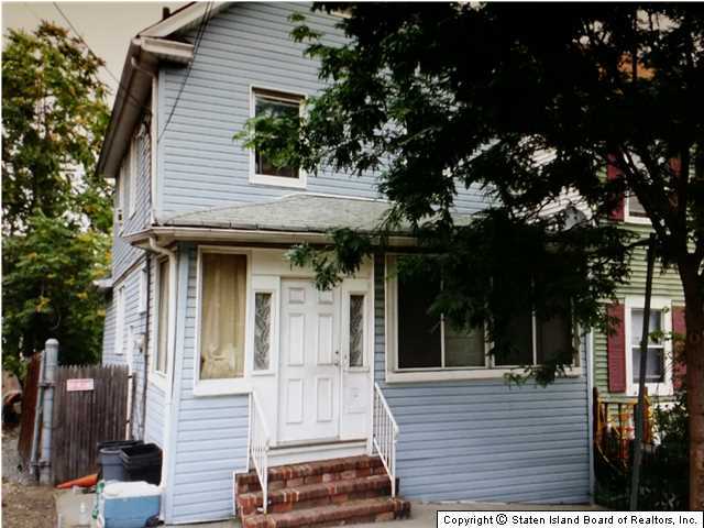 65 Clinton Street Staten Island, NY 10304 - Photo 1 of 3 Primary Photo