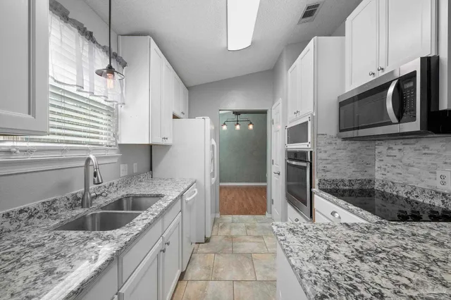 $275,000 | 412 Oak Leaf Court, Pensacola, FL 32514