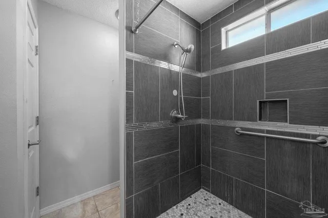 $275,000 | 412 Oak Leaf Court, Pensacola, FL 32514