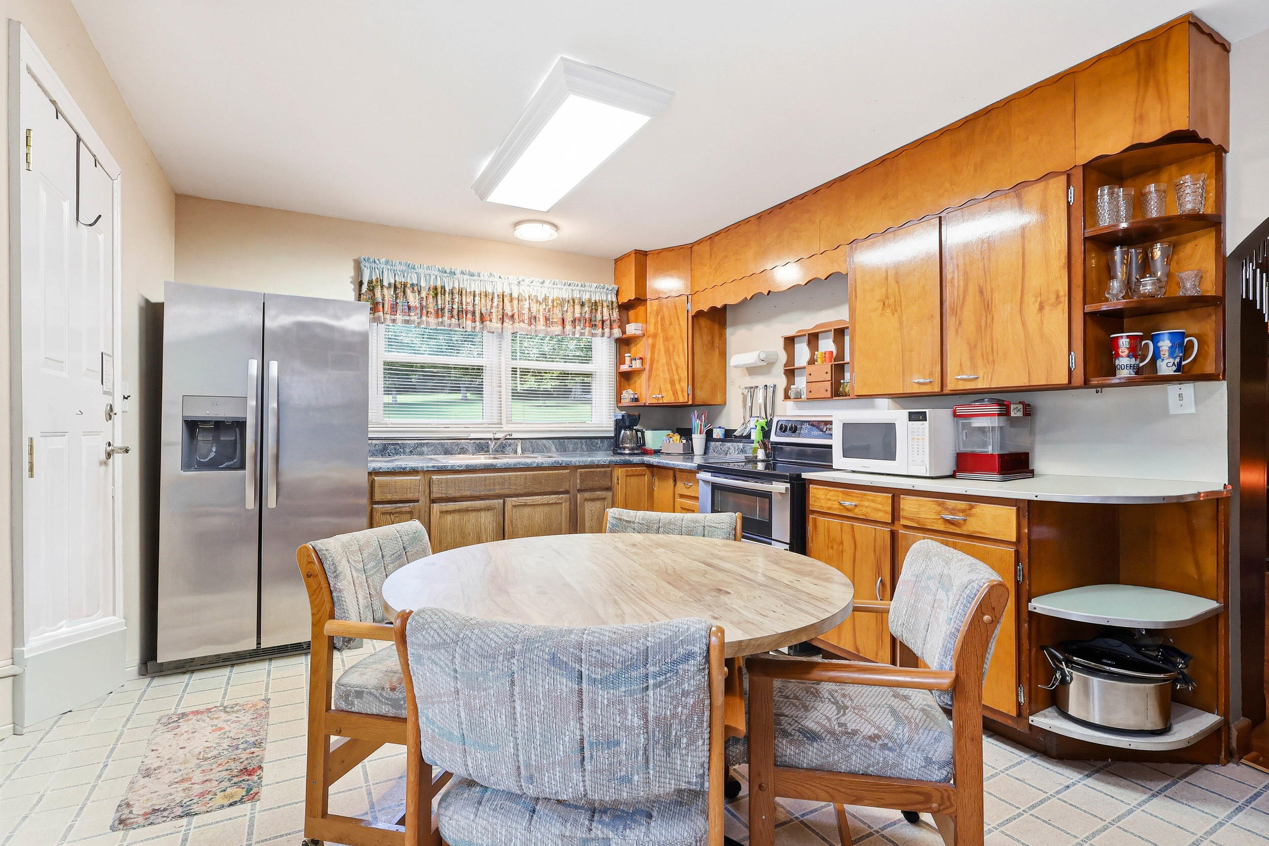 9439 East Brainerd Road Chattanooga, TN 37421 - Photo 14 of 44 9439 east brainerd road-15