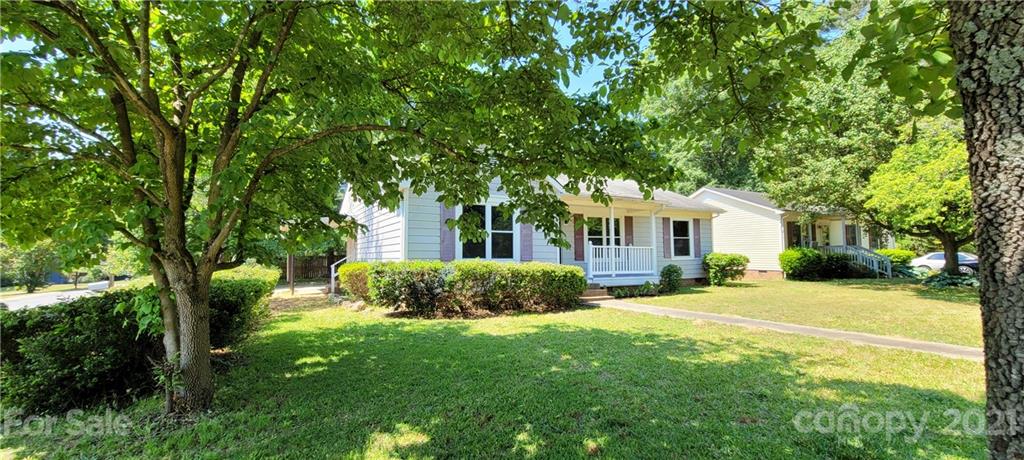 707 Finley Road Rock Hill, SC 29730 - Photo 25 of 26 a view of a house with a yard