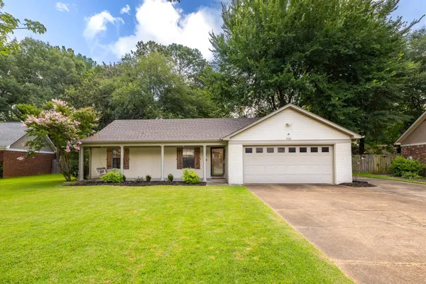 $334,000 | 1120 Verlington Drive, Collierville, TN 38017