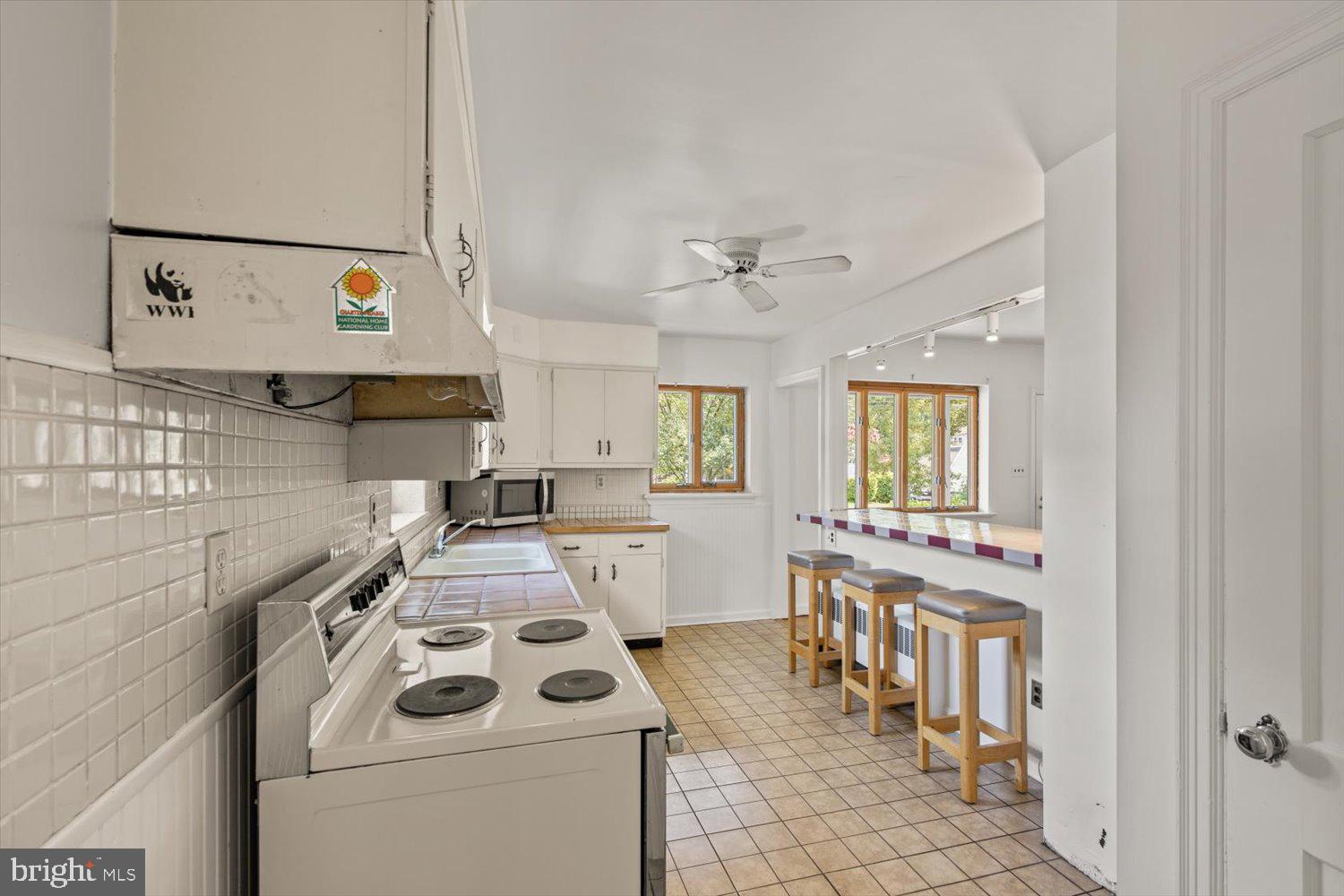 322 Beverly Road Camp Hill, PA 17011 - Photo 18 of 28