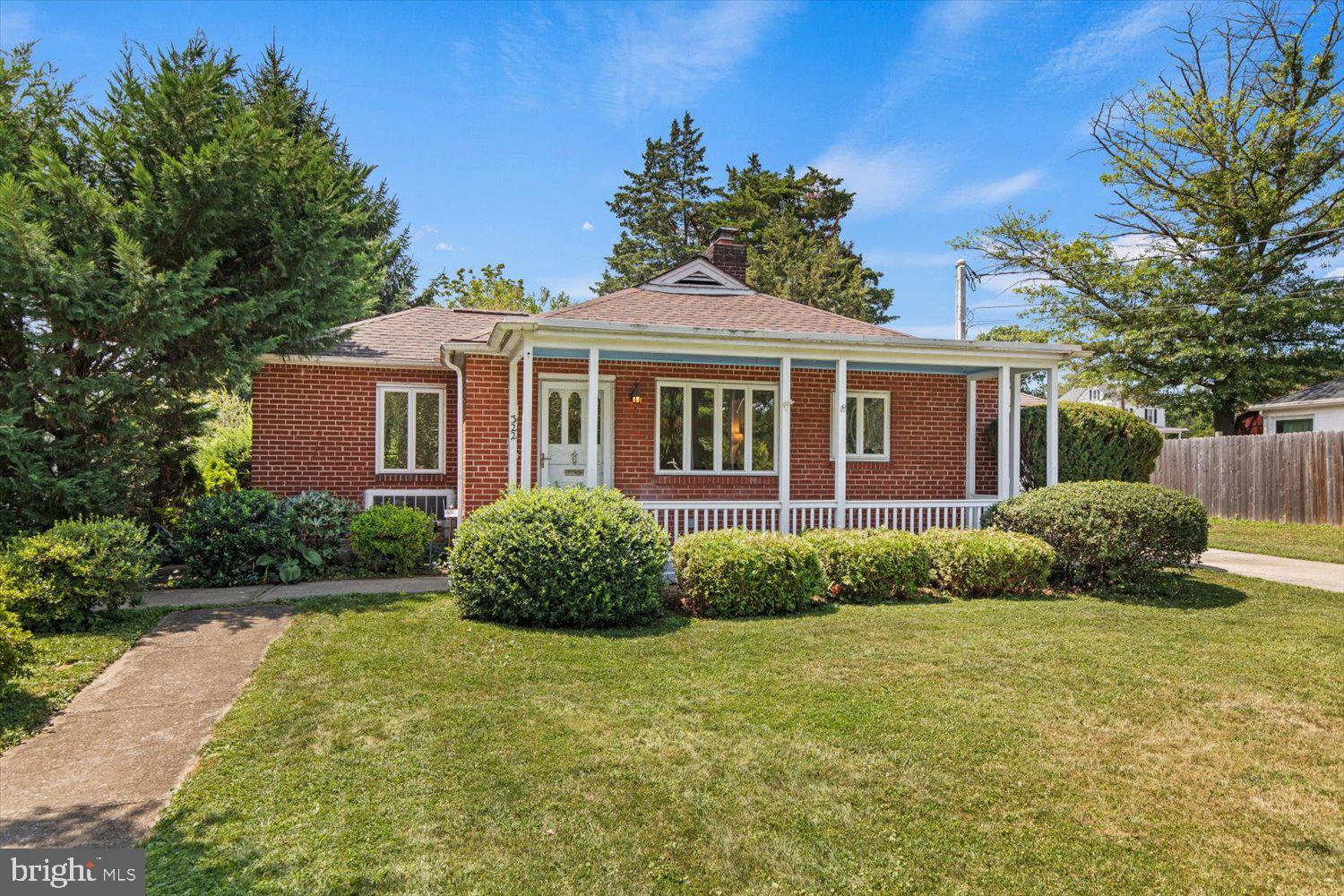 322 Beverly Road Camp Hill, PA 17011 - Photo 3 of 28