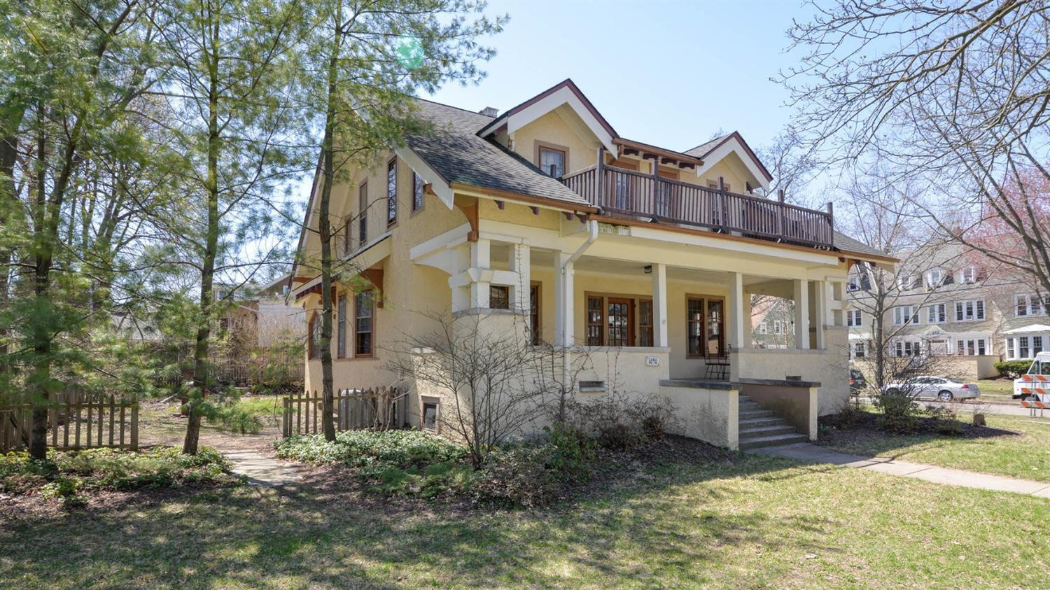 1404 Cambridge Road Ann Arbor, MI 48104 - Photo 3 of 59 Photo 3