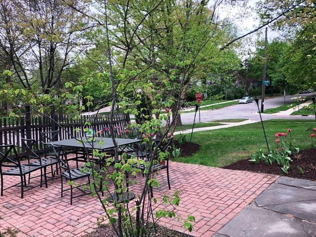 1404 Cambridge Road Ann Arbor, MI 48104 - Photo 8 of 59 Photo 8