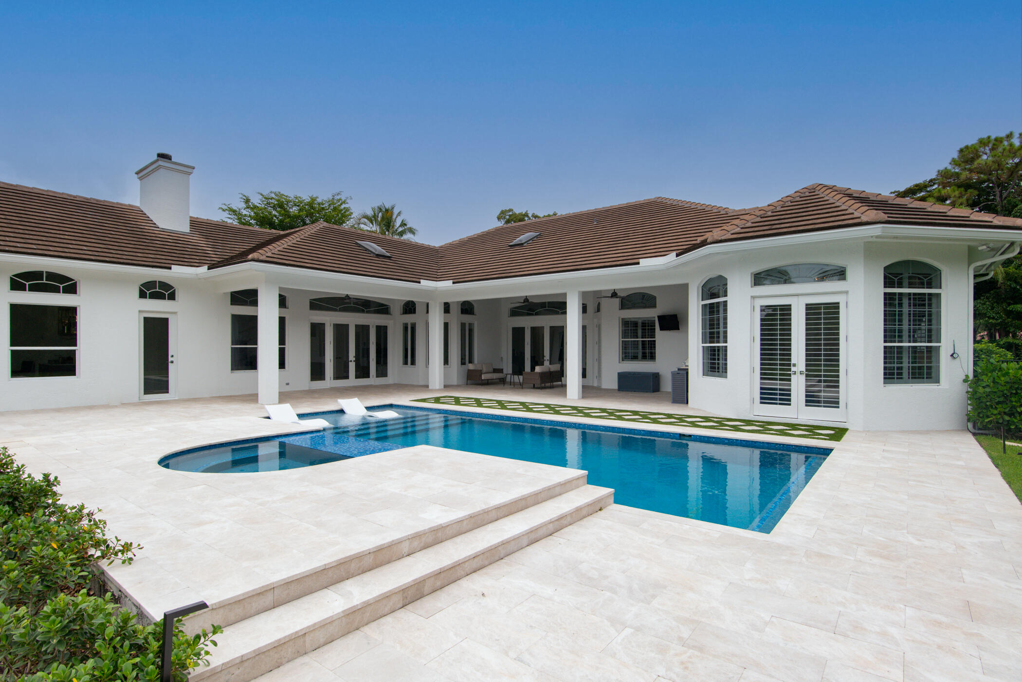 8246 Man O War Road Palm Beach Gardens, FL 33418 - Photo 11 of 55 Pool