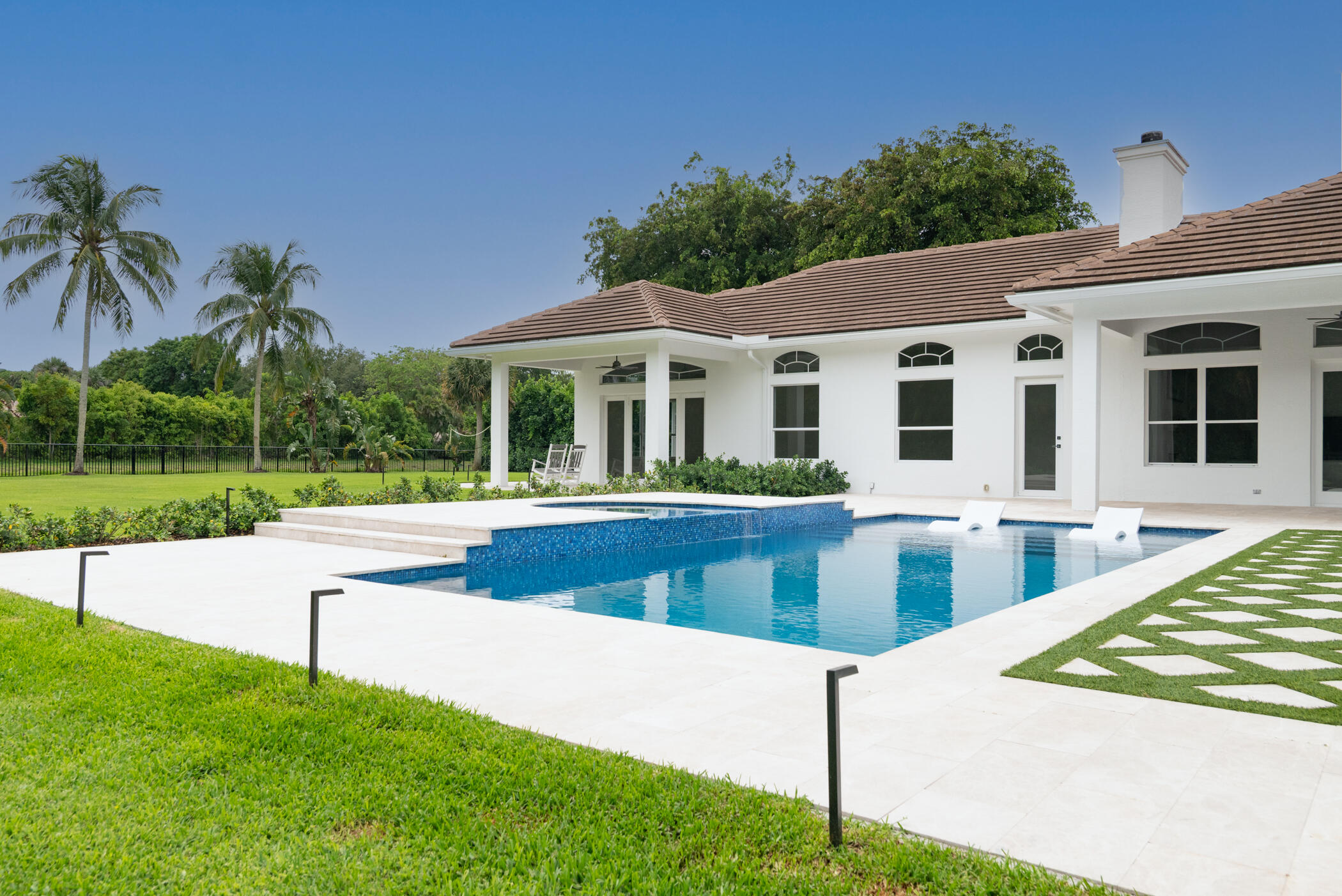 8246 Man O War Road Palm Beach Gardens, FL 33418 - Photo 17 of 55 Pool