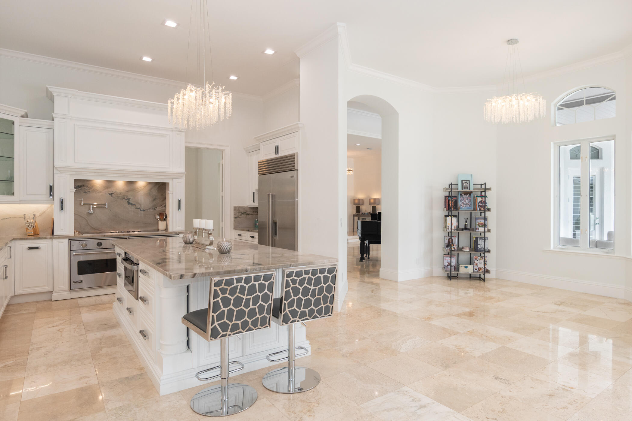 8246 Man O War Road Palm Beach Gardens, FL 33418 - Photo 22 of 55 Kitchen and Breakfast Nook