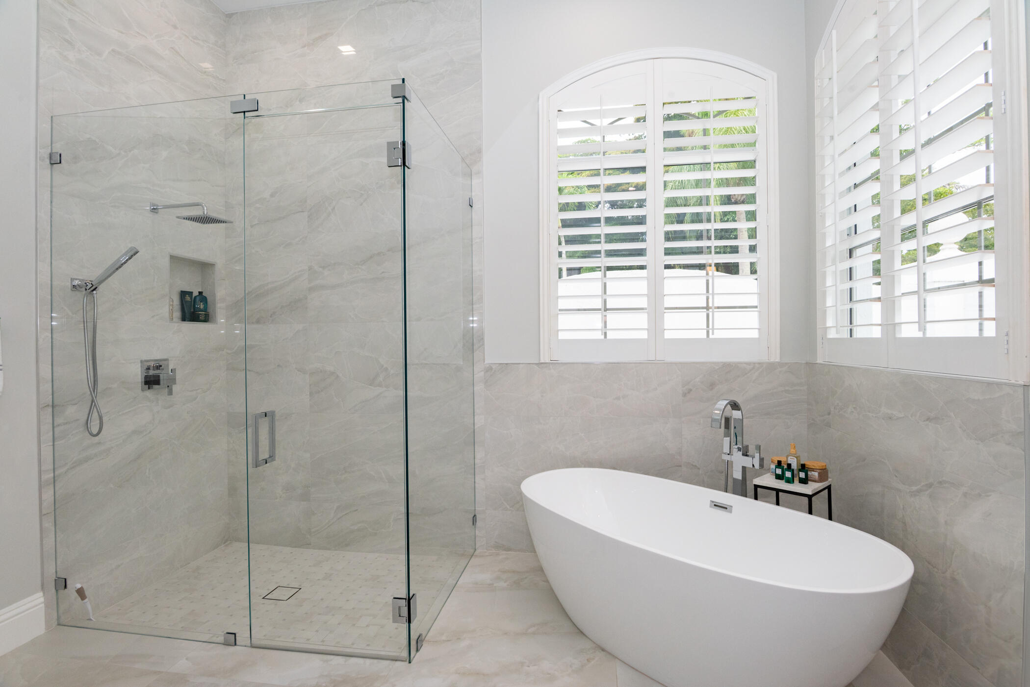 8246 Man O War Road Palm Beach Gardens, FL 33418 - Photo 34 of 55 Master Bathroom