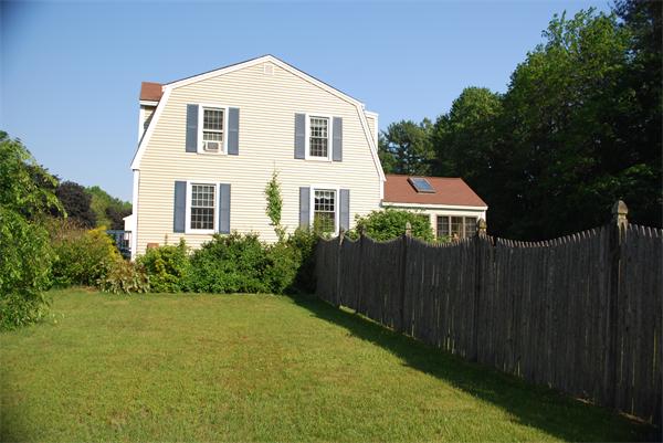 22 Back River Road Amesbury, MA 01913 - Photo 5 of 30 Gallery Image 5