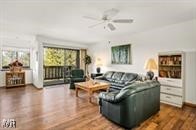335 Ski Way, Unit 337 Incline Village, NV 89451 - Photo 2 of 12 Living Room