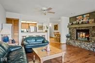 335 Ski Way, Unit 337 Incline Village, NV 89451 - Photo 3 of 12 Living Room