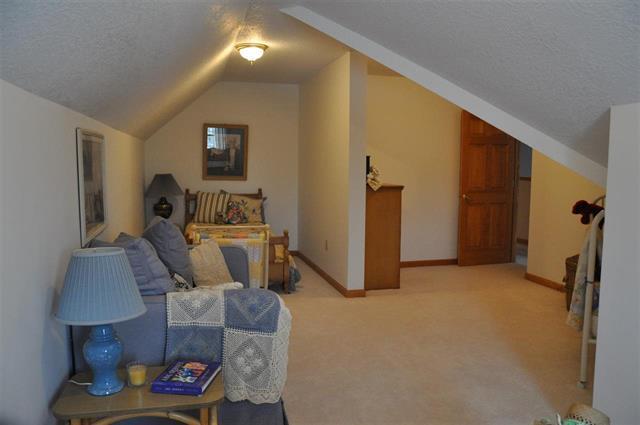 2642 Hunters Ridge Petoskey, MI 49770 - Photo 14 of 24 Gallery Image 14