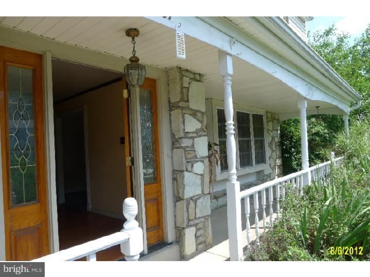 607 Warwick Road Fairless Hills, PA 19030 - Photo 2 of 19 Exterior Front