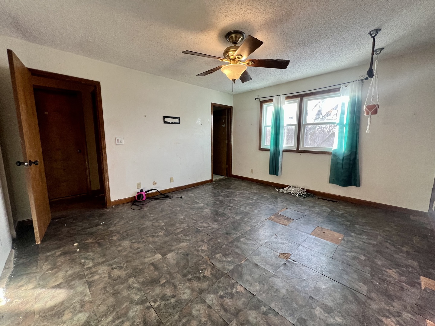 1745 Moundford Court Decatur, IL 62526 - Photo 13 of 30 Gallery Image 13